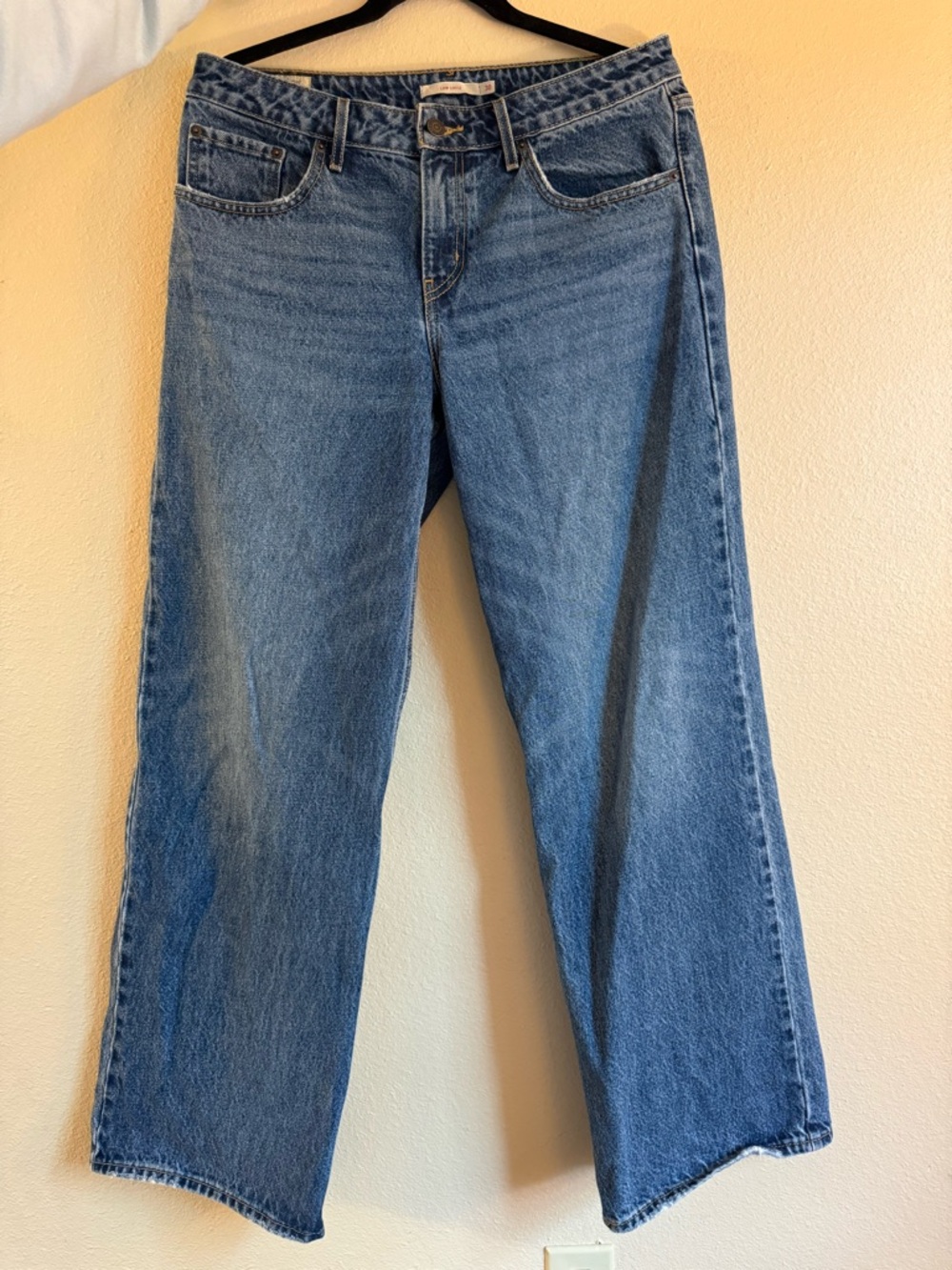 Levi's Women’s Low Loose Size W30 L32 Jeans